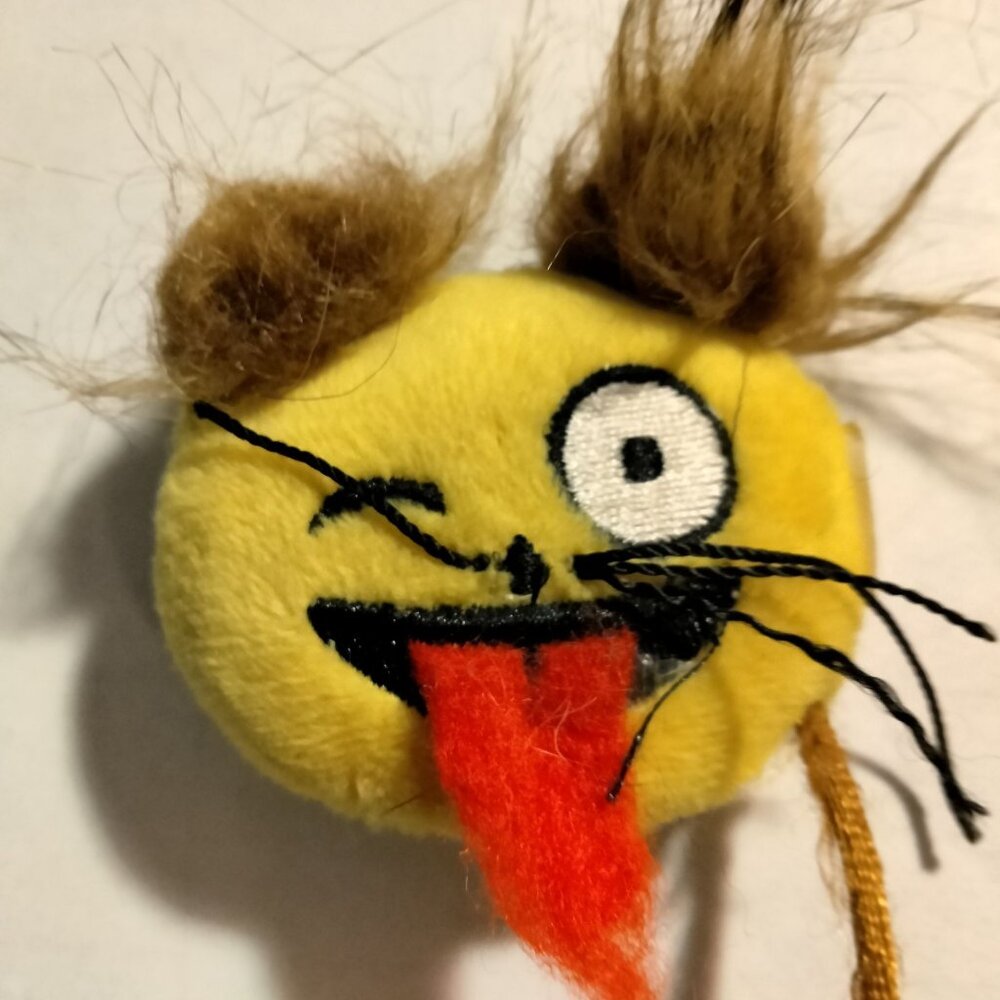SmartyKat Emoji Wink Face Cat Toy Tease Tail Shabby Distressed